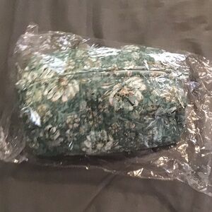 Floral Quilted 3 piece Cosmetic Bag in Teal and White